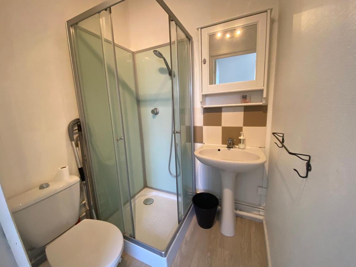 Petit Studio Confortable Pour Deux Personnes - 037 Rouen Exterior photo