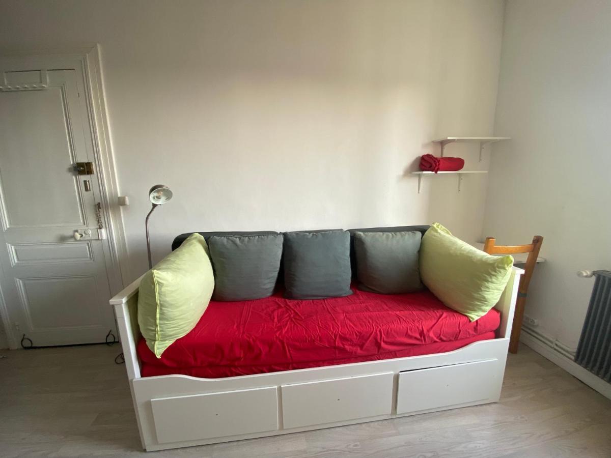 Petit Studio Confortable Pour Deux Personnes - 037 Rouen Exterior photo